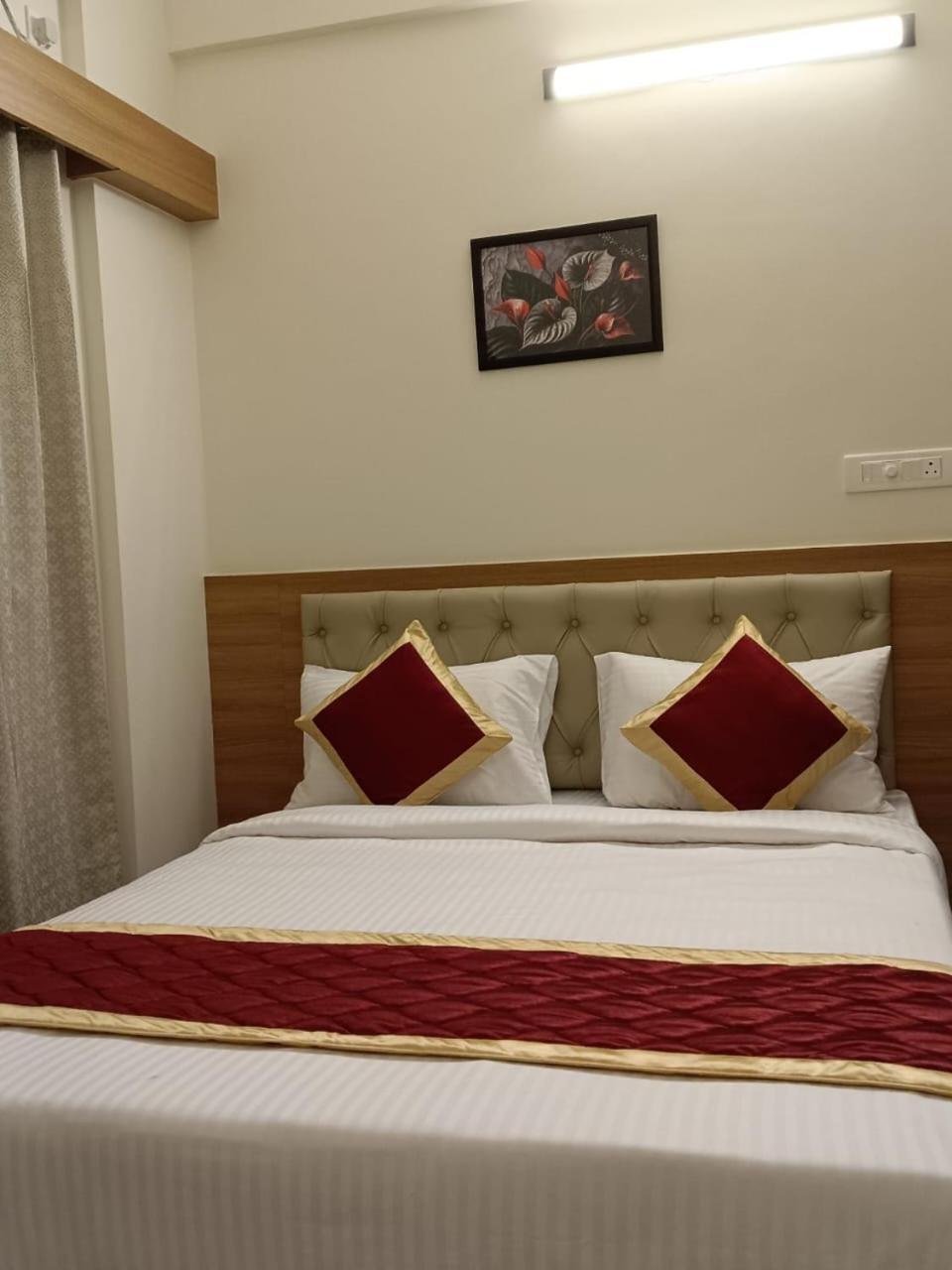 Krishna Inn Бенґалуру Екстер'єр фото