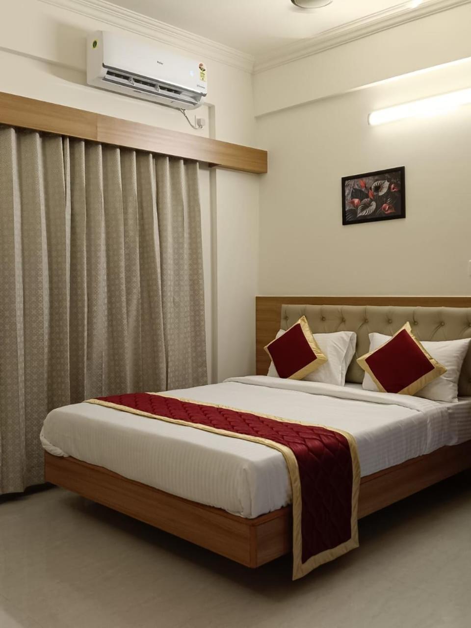 Krishna Inn Бенґалуру Екстер'єр фото